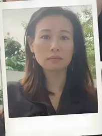 编号2292  37岁，87年出生，女，离异，有一个15岁男孩随我，身高168cm，大专学历，老家江西省赣州市，目前在广东省广州市工作，制造行业，月收入1万元+，择偶要求：30-45岁，身高175cm以上，大专以上文化。