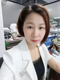 编号40480  38岁，86年出生，女，离异，有一个2岁男孩随我，身高162cm，初中学历，老家四川省南充市，目前在广东省东莞市工作，鞋材贸易行业，月收入6500元，有房，择偶要求：38- 43岁，身高168cm以上，初中以上文化。