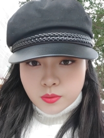 编号40449  34岁，91年出生，女，离异，有一个13岁男孩一个11岁女孩随我，身高162cm，本科学历，老家河南省洛阳市，目前在广东省东莞市工作，制造行业，月收入8000元，有车有房，择偶要求：30-40岁，身高173cm以上，高中以上文化。