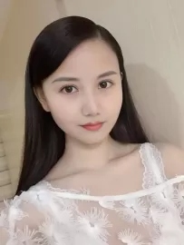 编号60140  30岁，94年出生，女，未婚，身高158cm，高中学历，老家江西省九江市，目前在广东省广州市工作（广州户口），美业行业，月收入5000元，择偶要求：25-35岁，身高175cm左右，大专以上学历。