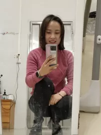 编号20192  40岁，85年出生，女，离异，无小孩，身高157cm，大专学历，老家江西省吉安市，目前在佛山工作，建材贸易行业，月薪8000元，会开车，有房，择偶要求：35-43岁，身高170cm以上，大专以上文化，收入稳定（有小孩不考虑）。