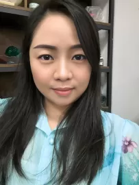 编号20674  40岁，85年出生，女，未婚先孕，有一个14岁男孩随我，身高160cm，高中学历，老家四川省达州市，目前在广东省广州市工作，印刷行业，月收入8000元，有车有房，择偶要求：39-49岁，身高175cm以上，高中以上文化。