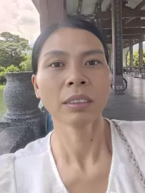 编号40384  39岁，86年出生，女，离异，有一个14岁女孩随我，身高162cm，小学学历，老家广西省贺州市，目前在广东省中山市待业，正在找工作，择偶要求：38-45岁，身高学历不限。