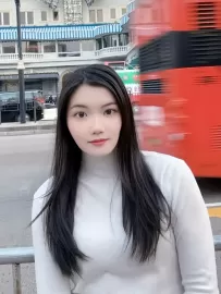 编号60038  28岁，97年出生，女，未婚，身高162cm，本科学历，老家广西省河池市，目前在广东省深圳市工作，电商行业，月收入1万元，择偶要求：28-35岁，身高170cm以上，本科以上学历，在深圳定居的男生。