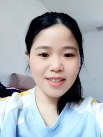 编号20370  40岁，85年出生，女，未婚先孕，有个11岁女孩随我，身高150cm，中专学历，老家广西贺州市，目前在广东省深圳工作，服务行业，月薪5000-6000元，有房，择偶要求：39-45岁。