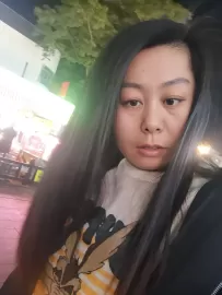 编号60058  38岁，88年出生，女，未婚，身高159cm，中专学历，老家山东省威海市，目前在广东省广州市花都区狮岭工作，临时工，月收入3000-4000元，有房，择偶要求：38-48岁，身高175cm左右，学历不限，三观正，对我好。