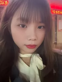 编号40545  28岁，96年出生，女，未婚，身高162cm，初中学历，老家广东省惠州市惠东县，目前在广东省惠州市惠东县工作，自由职业，月收入6000元，有房，择偶要求：30-35岁，身高168cm以上，高中以上文化。