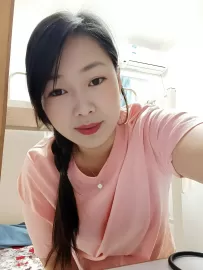 编号2162  36岁，87年出生，女，离异，有一个18岁女孩随我，身高156cm，初中学历，老家湖北省襄阳市，目前在广东省东莞市工作，工厂上班，月收入4000元，择偶要求：36-46岁，身高168cm以上，初中以上文化。