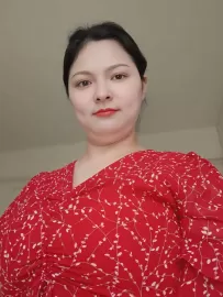 编号40146  34岁，91年出生，女，未婚，身高163cm，初中学历，老家江西萍乡市，目前在广东广州工作，会计行业，月薪6000元，有房，择偶要求：28-34岁，身高163cm以上，初中以上文化。