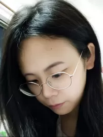 编号20153  32岁，93年出生，女，未婚，身高161cm，本科学历，老家广东省茂名市，目前在广州工作，教育行业，月薪8000元，择偶要求：30-37岁，身高170cm以上，本科以上学历，职业要求医生，只考虑对方是医生行业，非诚勿扰。
