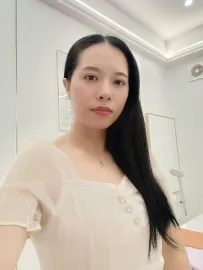 编号2139  43岁，81年出生，女，离异，有一个20岁男孩一个16岁女孩随对方