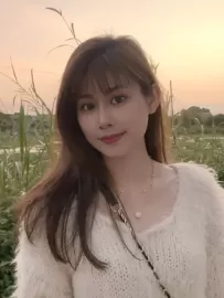 编号20421  30岁，95年出生，女，未婚，身高162cm，本科学历，老家广东省江门市，目前